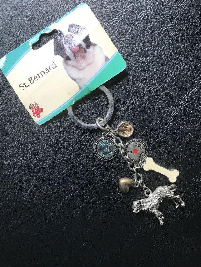 New, “St. Bernard”  3D Metal Dog Keychain in Arts & Collectibles in Bedford - Image 2