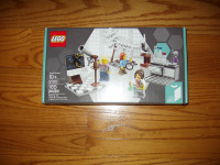 Lego RARE Research Institute de la série Ideas 21110 NEUF!