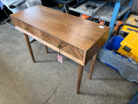 Beautiful Wood Desk (new, read ad)