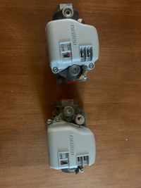Two brand new gas valves 