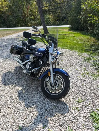 Hi selling a 2007 Yamaha motorcycle 1300 cc touring great condition 22000 miles and counting $4500 c...