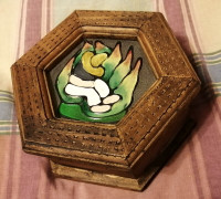 VINTAGE STAINED GLASS SOLID WOOD JEWELRY BOX