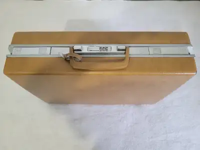 Vintage Samsonite Briefcase, View more