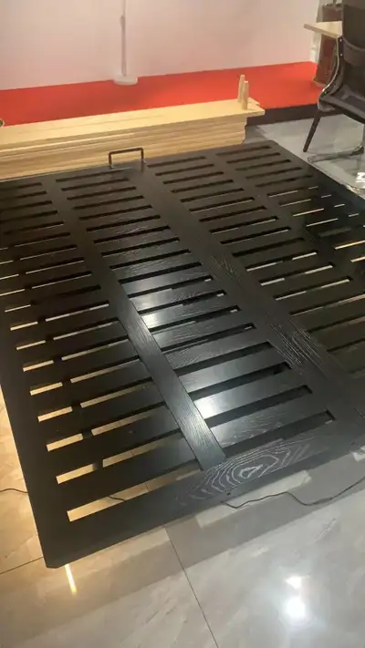 Solid Wood King Size Bed Frame – Excellent Condition, View more