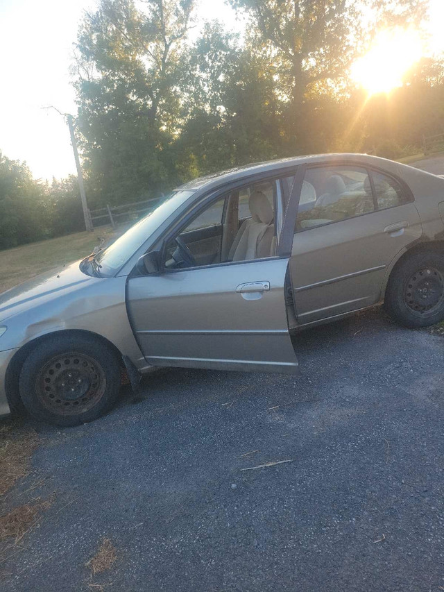 Honda Civic LE in Cars & Trucks in Belleville