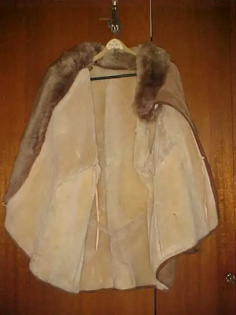 SUEDE AND FUR JACKET AND SKIRT in Women's - Tops & Outerwear in Calgary - Image 5