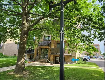 Condo à vendre, 1175 boul du tricentenaire, 101. 627 pi.ca., 1 chambre fermée avec grand garde-robe....