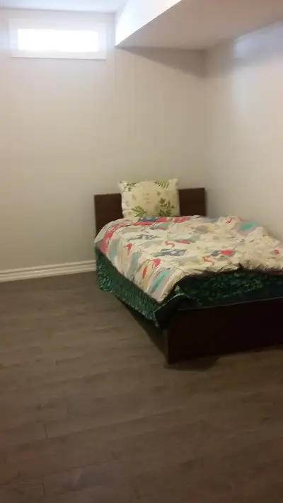 FULLY FURNISHED PRIVATE BASEMENT ROOM FOR MALE STUDENTS/WORKERS,