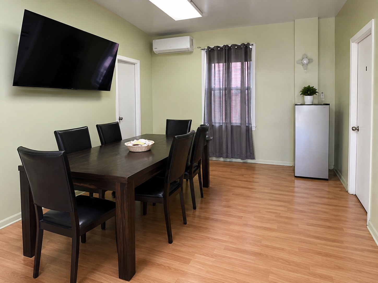 16 chambres à louer – Saint-Hyacinthe – 8 500 $/mois | 16 Rooms — photo 2