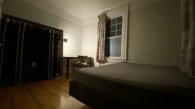 Bedroom on Quinpool for rent, Aug 1st (All inclusive)