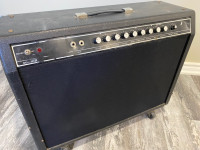 1990 vintage Yamaha 100W with two inputs 1/4 inch