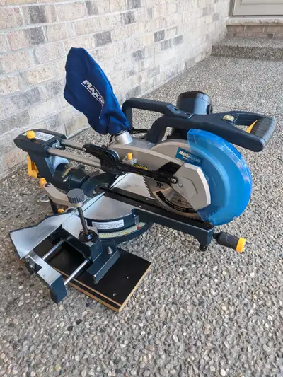 Multy material ...like new...10 in, HAWKEYE Sliding , Double Bevel Mitre Saw, carefully used handful...