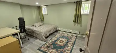 Rooms for rent in a quiet home, located at 1 block walking distance from Laurier University, Waterlo...