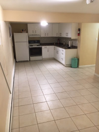 LARGE ONE BEDROOM APARTMENT FOR RENT SOUTH END