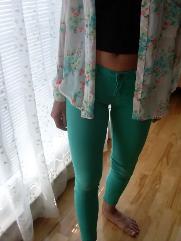 Vêtement grandeur 14 ans Adolescente taille Small in Kids & Youth in Longueuil / South Shore - Image 8