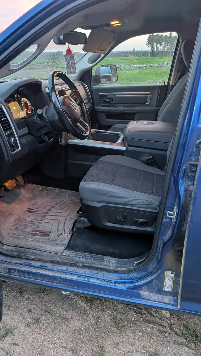 Dodge  Ram 519876549081845766