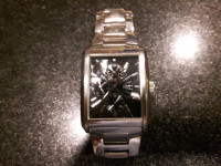 GUESS STEEL JAPAN MOVT WATCH