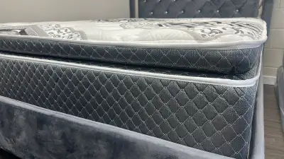 MATTRESS SALE CLEAR OUT QUEEN MEMORY FOAM MATTRESS ONLY $250, View more