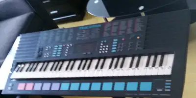 clavier synthétiseur  yamaha, View more