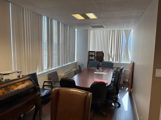 Professional suite of 2 offices across from Yorkdale in Commercial & Office Space for Rent in City of Toronto - Image 6