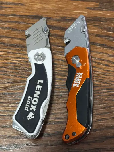2x Foldable Utility Knives, View more