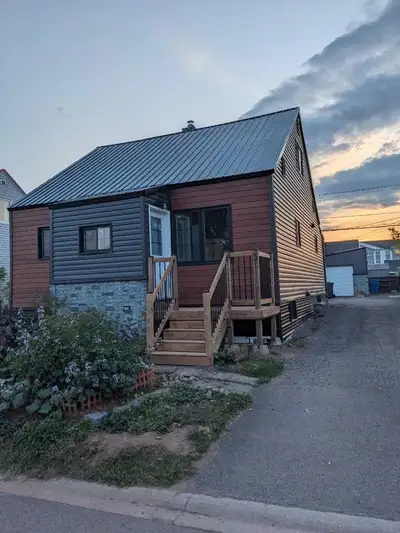 First month rent is just $1000 as an incentive. Beautiful fully renovated 5 bedroom house for rent i...