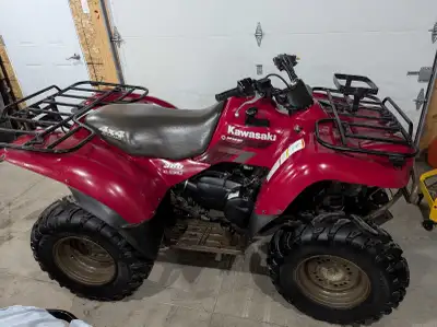 2006 Kawasaki Prairie 360/ KVF 360. This was used as a yard bike to move trailers around. It runs dr...