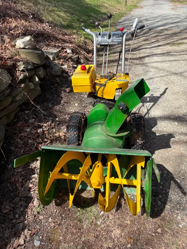 John Deere Snow Blower489519578046146563