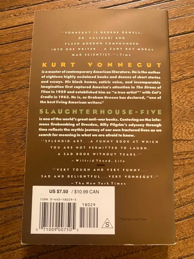 Slaughter House-Five by Kurt Vonnegut  in Fiction in Mississauga / Peel Region - Image 3