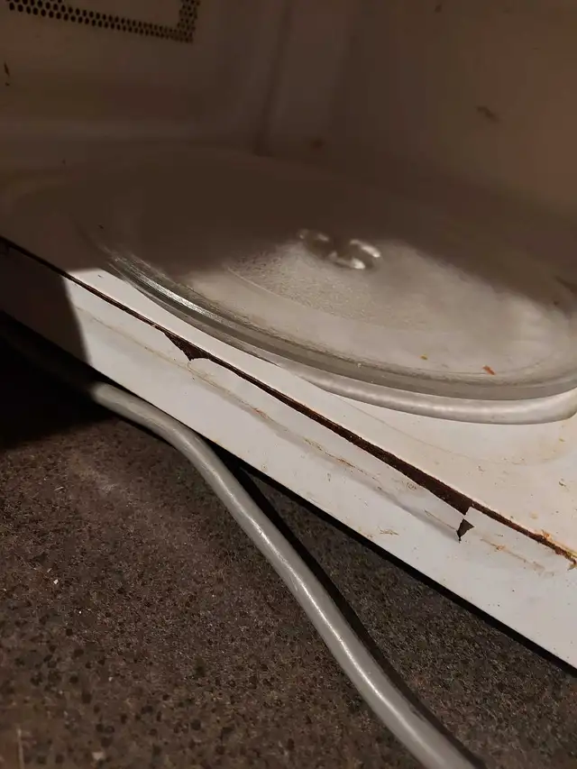 Hamilton beach microwave...PLEASE READ AD FIRST441074681203271683
