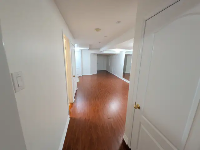 Beautifully Renovated Home for Rent in Churchill Meadows in Long Term Rentals in Mississauga / Peel Region - Image 18