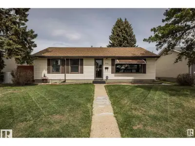 Welcome to this beautifully maintained, pristine 3-bedroom, 1-bathroom bungalow (No Basement). Insid...