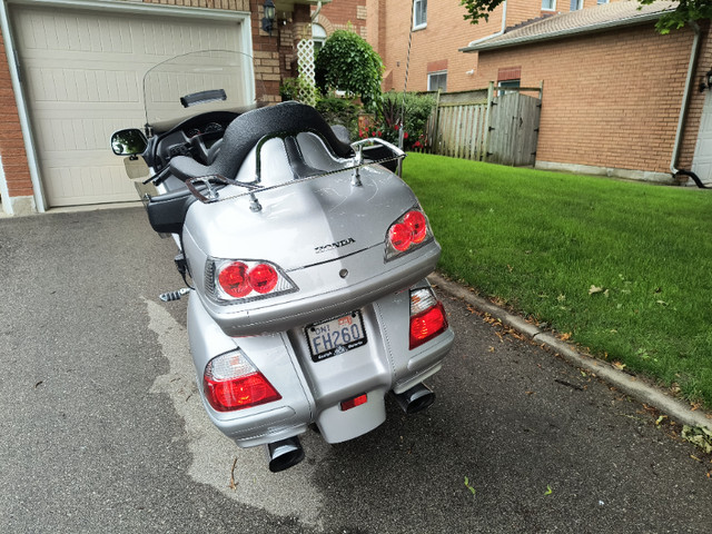 2008 Honda Goldwing for sale Cambridge ON - $13900 in Touring in Kitchener / Waterloo - Image 2