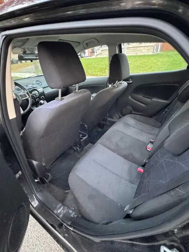 2011 Mazda 2605033059111424008