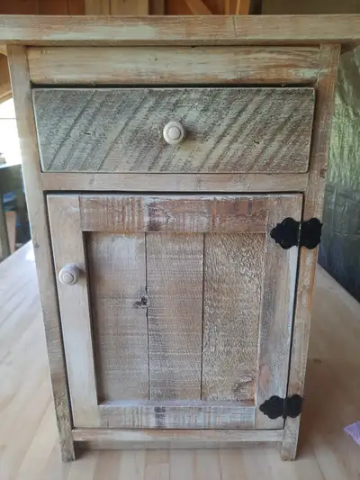 SOLID WOOD NIGHT STANDS/ END TABLES   !  SAVE   $  100, View more