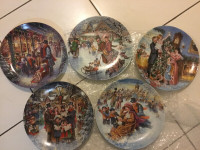 COLLECTOR PLATE A VICTORIAN CHRISTMAS BY STEWART SHERWOOD, 8.5”