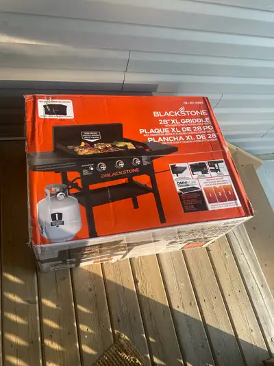 Blackstone Grill 28” XL Propane, View more
