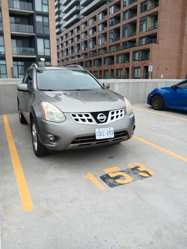 2013 NISSAN ROGUE AWD in Cars & Trucks in Markham / York Region