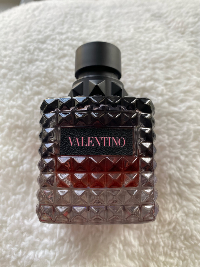 Brand New Valentino Donna Born In Roma Women’s Eau De Parfum in Health & Special Needs in Oshawa / Durham Region