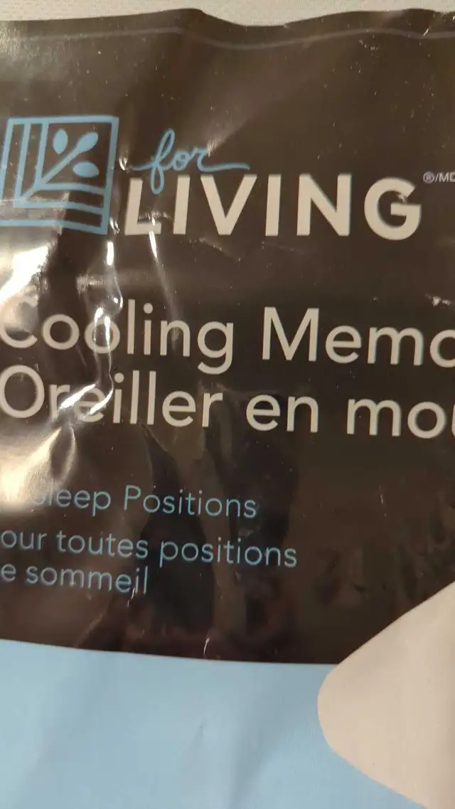 New : Cooling Memory foam pillow in Bedding in Peterborough - Image 3