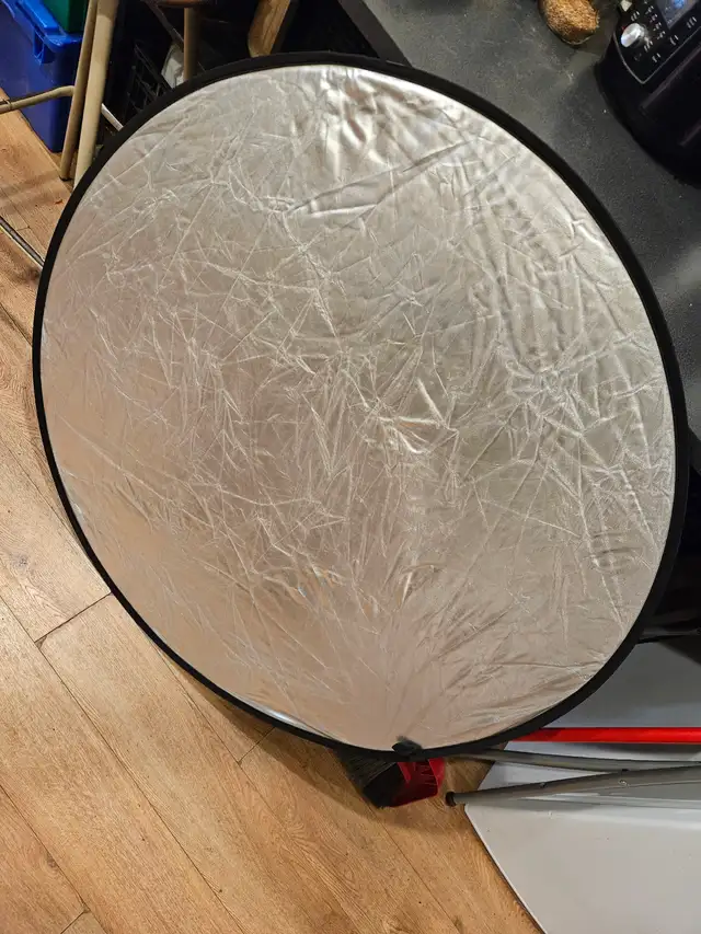 43" photography reflector disc - gold and silver, with case