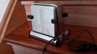 Antique vintage Hotpoint HT17 art deco toaster perfect