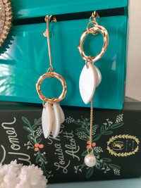 NO PIERCING Earrings Gold Dangling Pearl & Shells + Ring Set