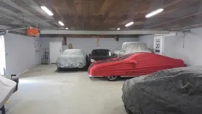 Indoor and outdoor parking available , safe and secure, reserve you spot for the fall / winter seaso...