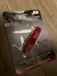 New Victorinox Swiss Army Knife- Spartan