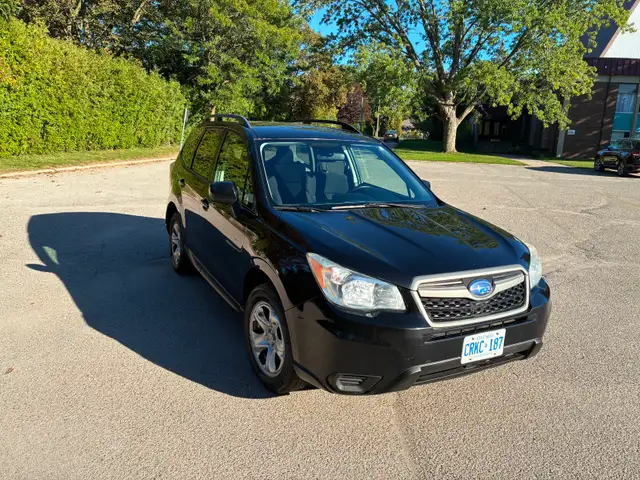 2015 Subaru Forester 2.5i Convenience Trim 6-speed manual
