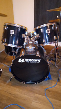 Westbury Pro-cussion full drum kit. Crash and hi-hat included