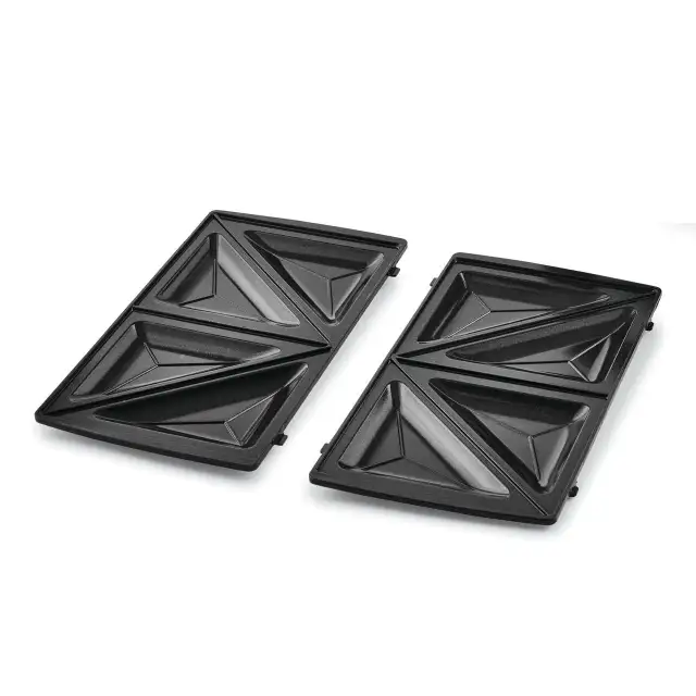 Mainstays 2-in-1 Waffle & Sandwich Maker (Ceramic Nonstick) in Toasters & Toaster Ovens in Mississauga / Peel Region - Image 9