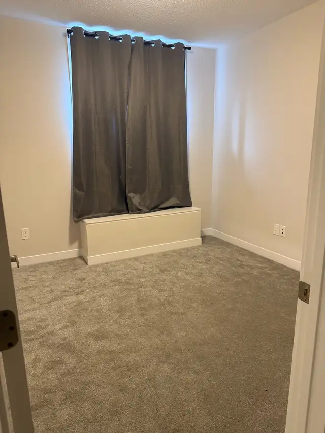 Basement apartment  in Short Term Rentals in Ottawa - Image 2