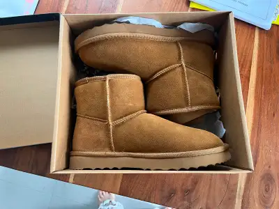 Bottes courtes doublées femme, View more